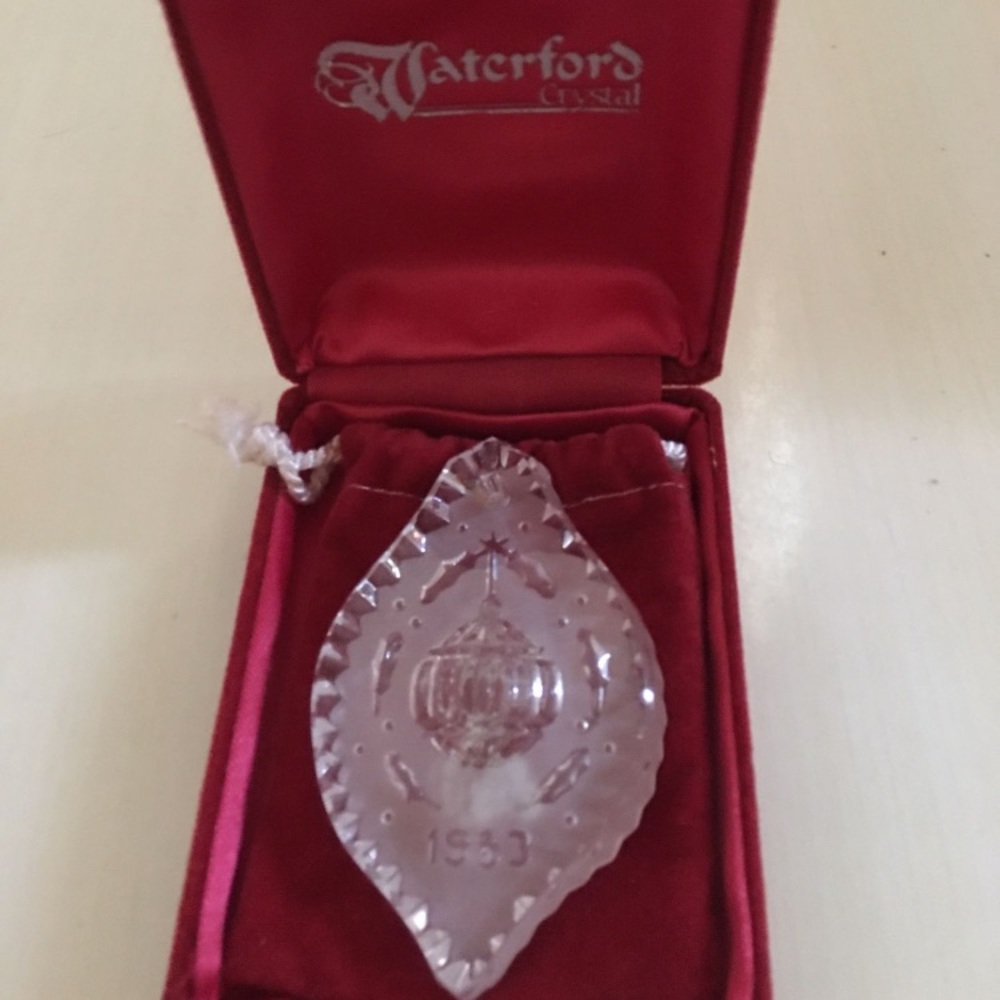 Waterford crystal Christmas ornament 1983